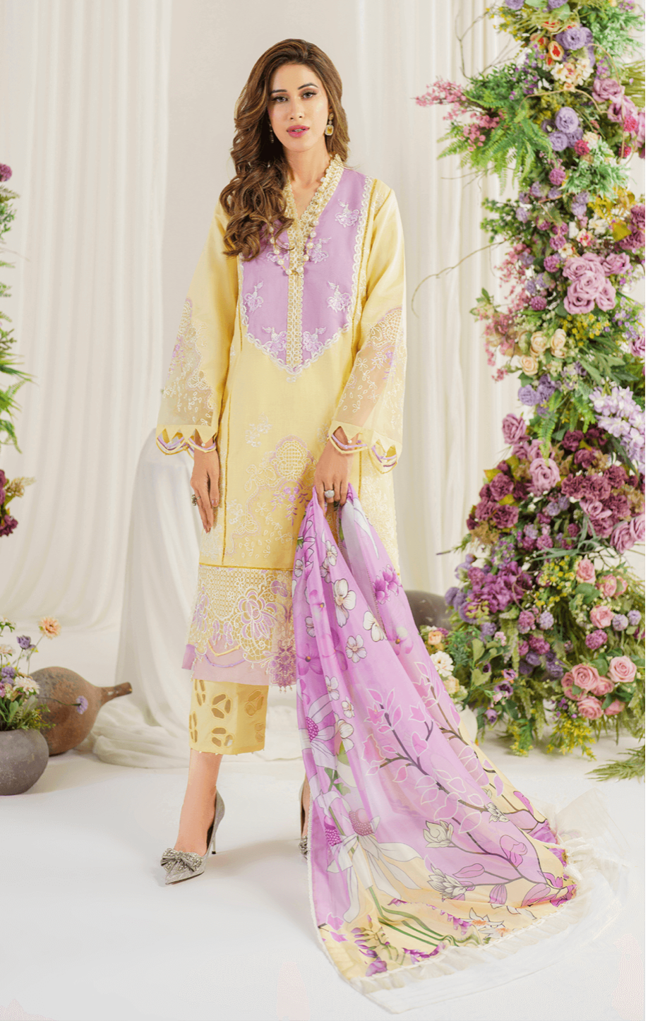 ASIFA NABEEL | PRETTY IN PINK LUXURY LAWN 24 | VERSAILIA