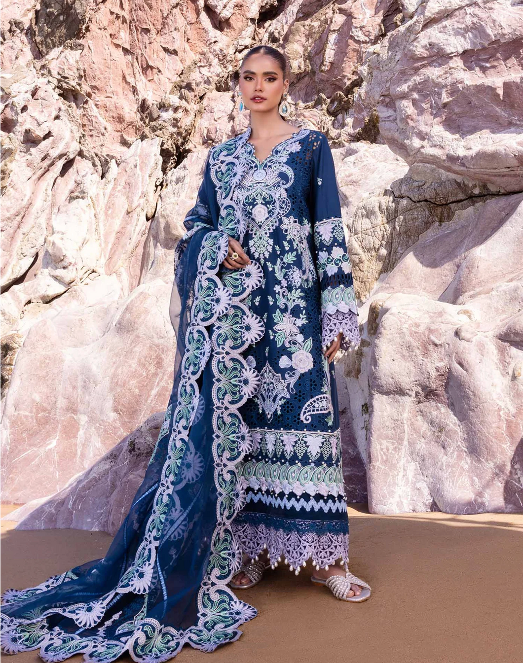 AKBAR ASLAM | LUXURY LAWN 24 | BLUE BELL