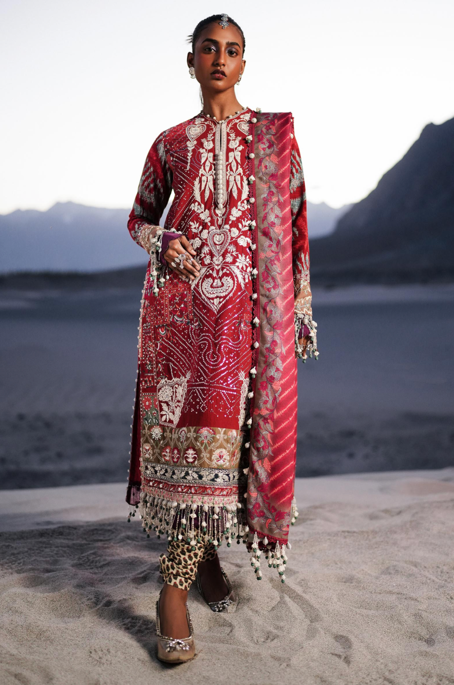 SANA SAFINAZ | LUXURY WINTER 24 | 7A