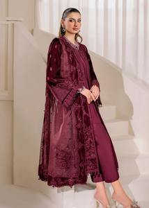 BAROQUE | UNSTITCHED | VELVET