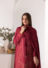 Load image into Gallery viewer, SOBIA NAZIR | WINTER SHAWL 24 | DESIGN 6A