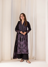 Load image into Gallery viewer, SOBIA NAZIR | WINTER SHAWL 24 | DESIGN 6B