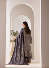 Load image into Gallery viewer, SOBIA NAZIR | WINTER SHAWL 24 | DESIGN 7B