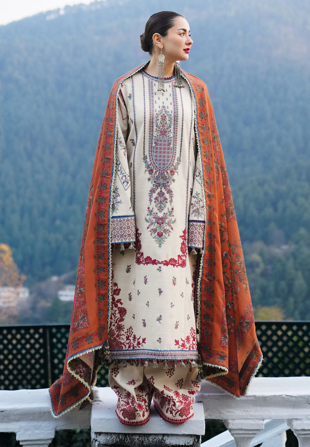 HUSSAIN REHAR | WINTER SHAWL 24 | ALMAS